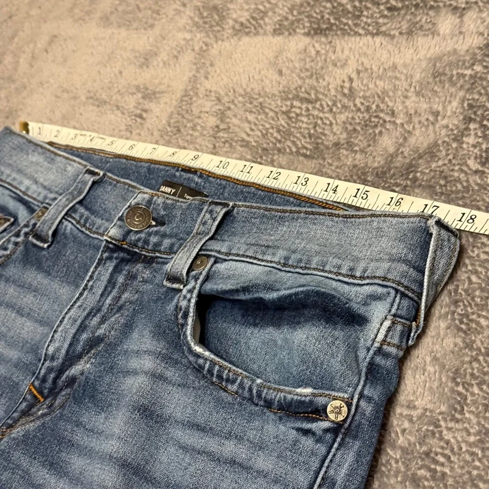 True Religion Danny Tapered‎ Mens Jeans Medium Wash Short Size 34
